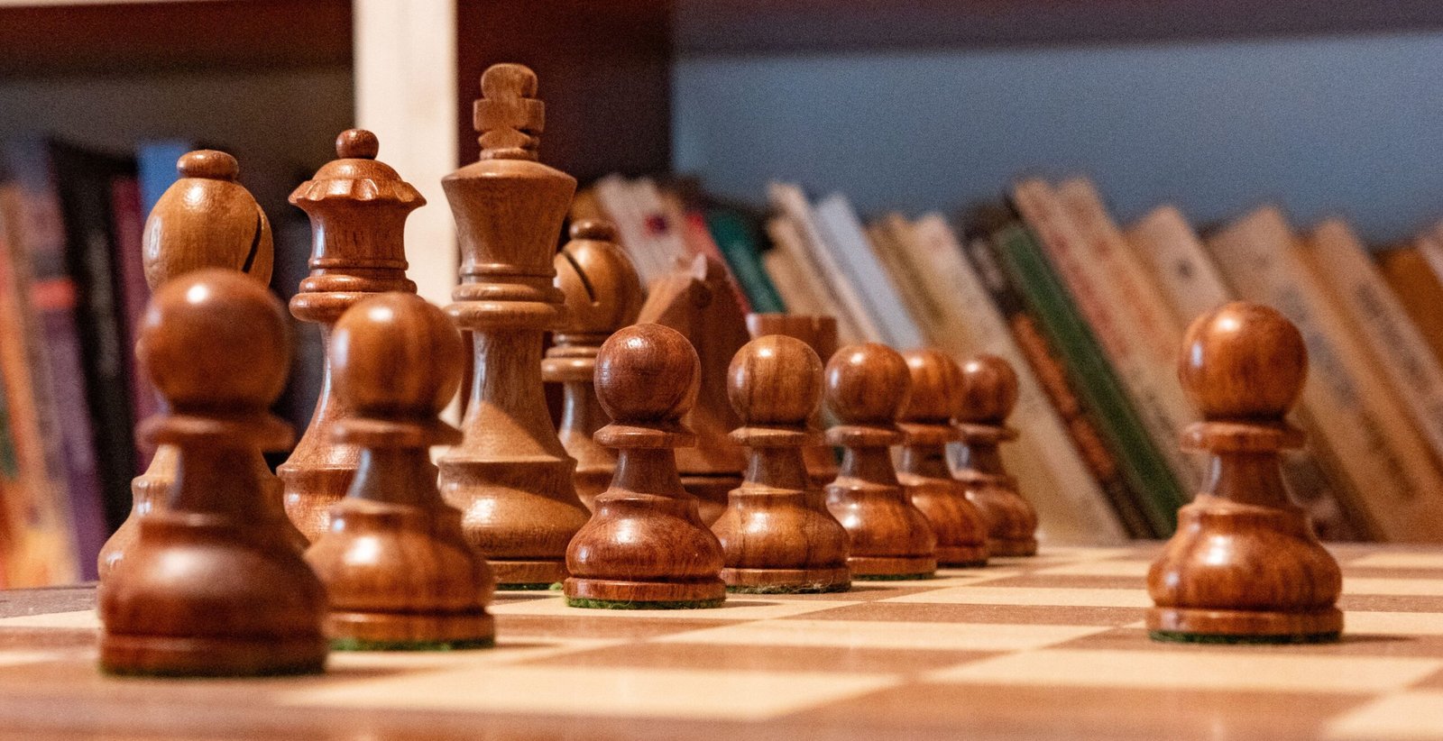 Créateur analysant les performances de ses contenus