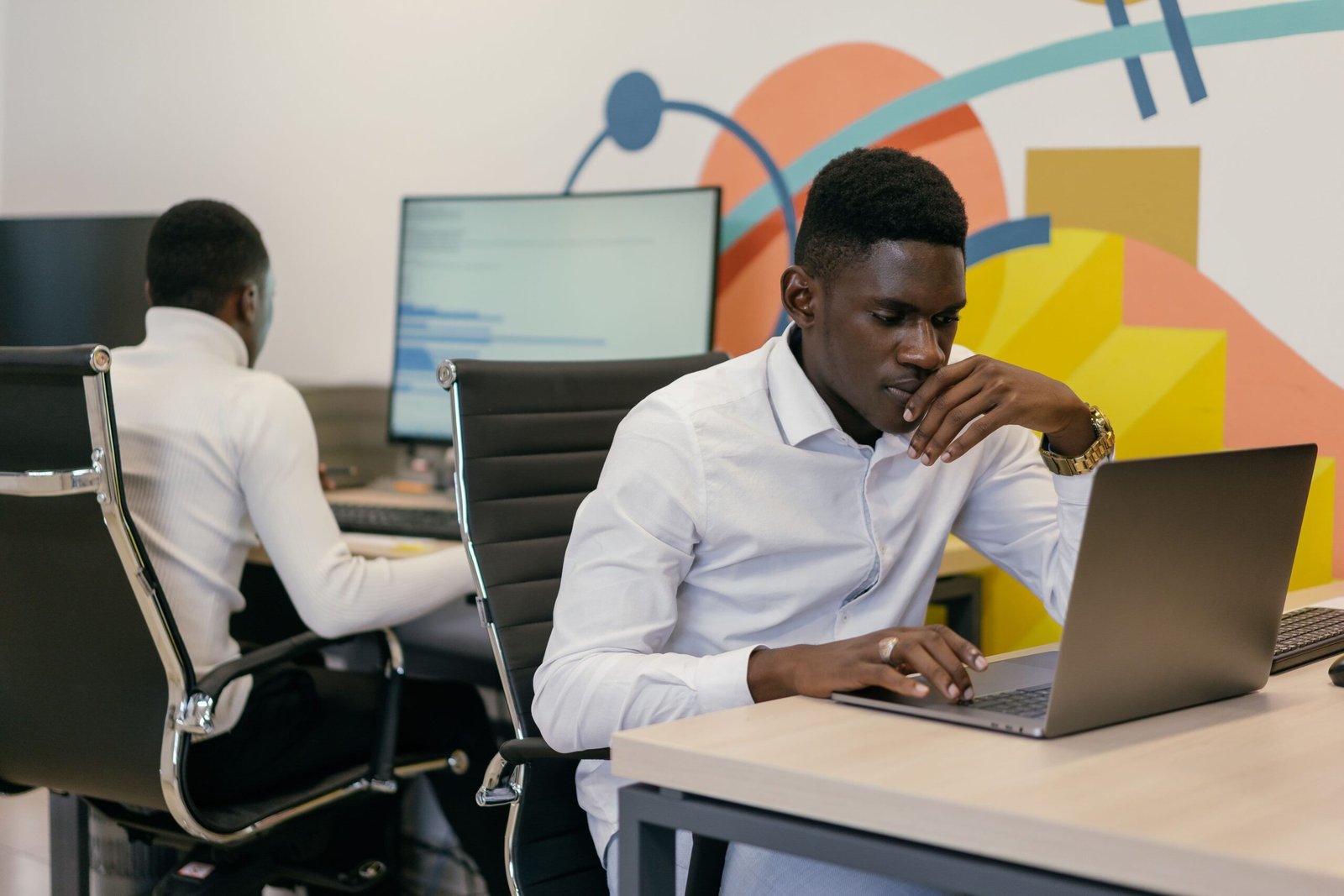 Personne identifiant ses compétences et structurant une offre de service